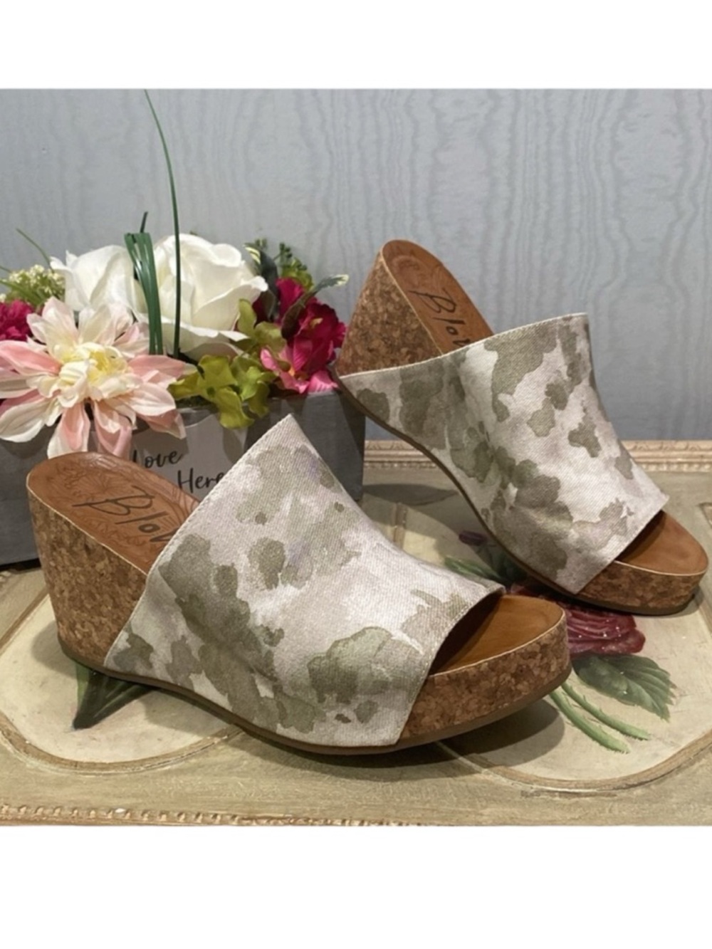 Blowfish Malibu Haxy Band Camo Cork Wedges Sz 10